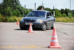 УЧИСЬ РУЛИТЬ!